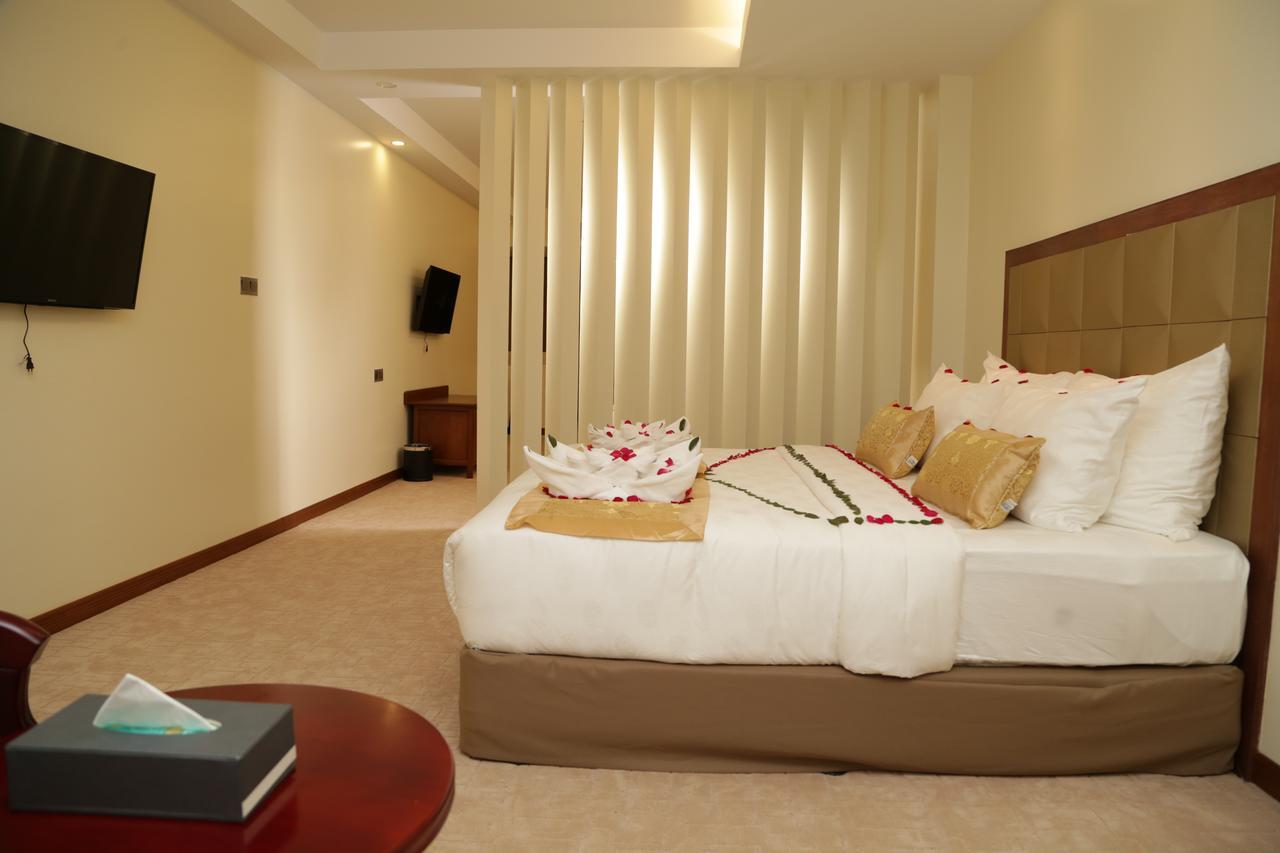 Pacific Hotel Yangon Luaran gambar